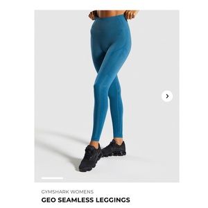 Gymshark GEO SEAMLESS LEGGINGS (good as new🙂)